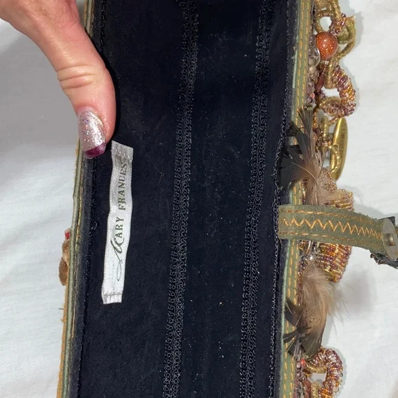RARE HTF Like new Mary Frances Vintage Jeweled & Beaded feathers Clutch - Picture 14 of 16
